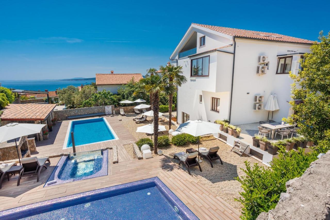 Apartments Petra Krk Крк Екстер'єр фото