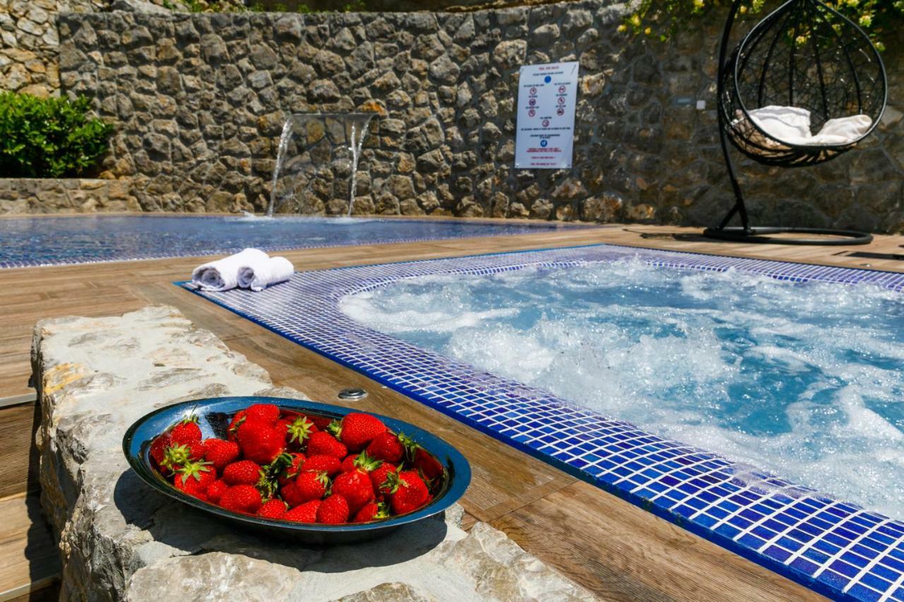 Apartments Petra Krk Крк Екстер'єр фото