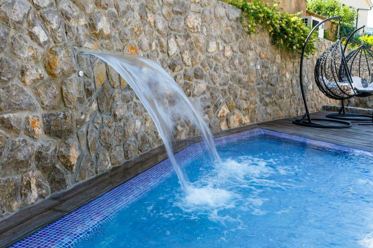 Apartments Petra Krk Крк Екстер'єр фото